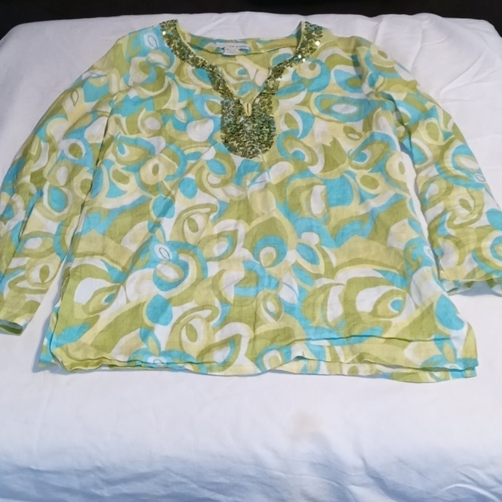 Lucy & Laurel womens 100% linen top